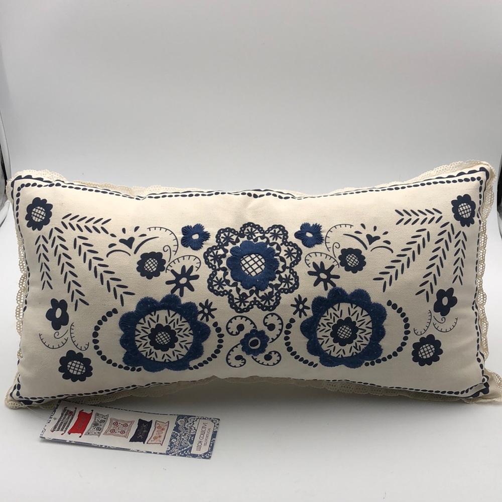 Luzoh Collective Floral Decorative Linen Pillow